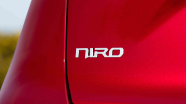 Kia Niro HEV - &#039;Niro&#039; badge