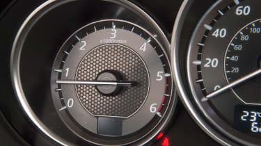 Used Mazda 6 - dials
