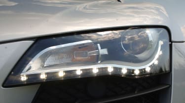 Audi R8 light