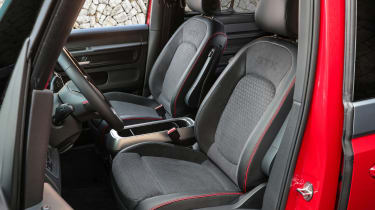 Volkswagen ID. Buzz GTX - front seats