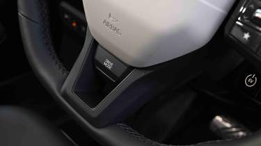 Kia EV5 - drive mode button