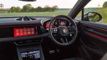 Porsche Macan GTS - interior