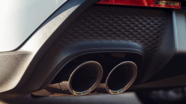 Porsche Macan T - exhausts