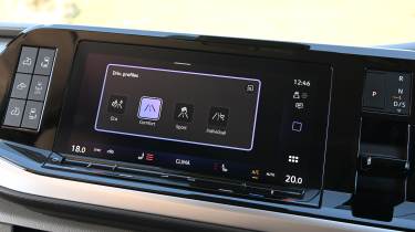 Volkswagen California - infotainment screen 
