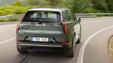 Volvo EX60 P10 AWD Ultra - rear action