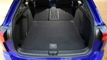 Volkswagen Golf R Estate - boot seats down