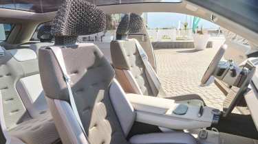 Skoda Vision O concept - front seats