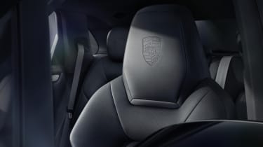 Porsche Cayenne Platinum Edition 2022 - seats