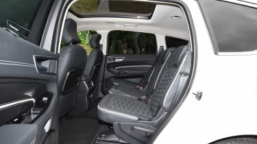 Ford S-MAX Vignale - back seats