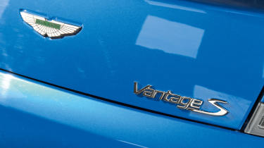 Aston Martin V8 Vantage S badge