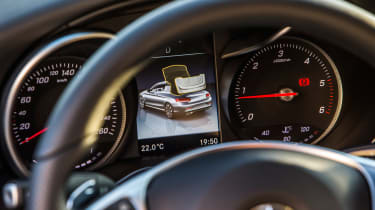 Mercedes C-Class Cabriolet - dials raising roof
