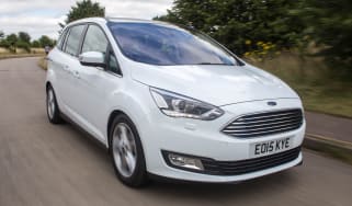Ford Grand C-MAX 2016 - front tracking