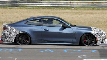2024 BMW 4 Series Coupe - side 2
