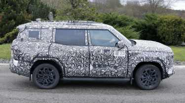 New Mitsubishi Shogun - side profile