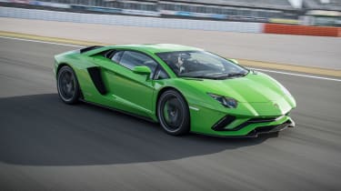 Lamborghini Aventador S - front/above