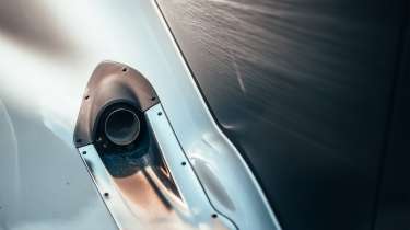 Porsche 963 RSP - exhaust exit