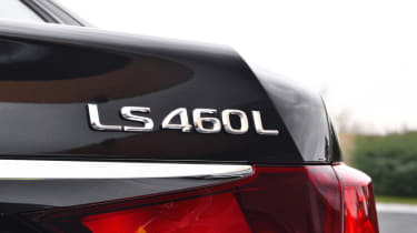 Lexus LS 460L badge