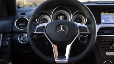 Mercedes C350 CDI Estate steering wheel