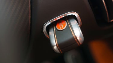 Bugatti Chiron - key