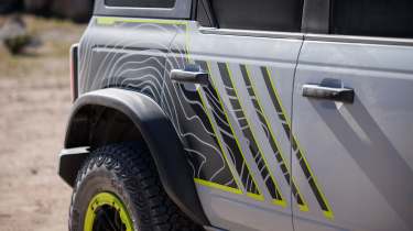 Ford Bronco RTR - side decal