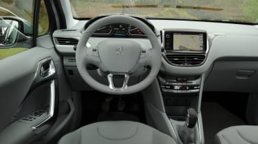 Peugeot 208 1.2 interior