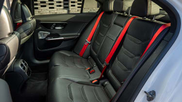 Mercedes-AMG C 43 - rear seats