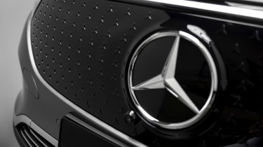 2023 Mercedes EQA facelift - front grille badge
