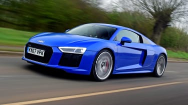 Audi R8 - front tracking