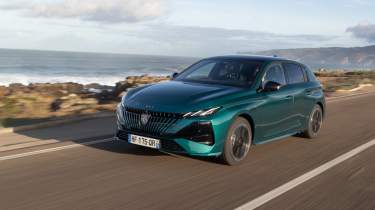 Peugeot E-308 facelift - front tracking