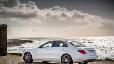 Mercedes E 350 e 2016 - rear three quarter
