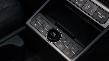 Hyundai Kona Hybrid - &#039;Drive mode&#039; button