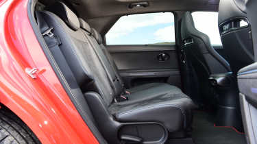 Hyundai Ioniq 5 N - rear seats