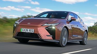 Lexus ES UK - front