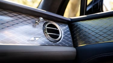 Bentley Bentayga V8 S - dashboard