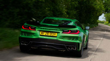 Chevrolet Corvette - rear tracking