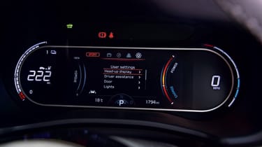 Kia Soul EV Mk3 - digital drivers display