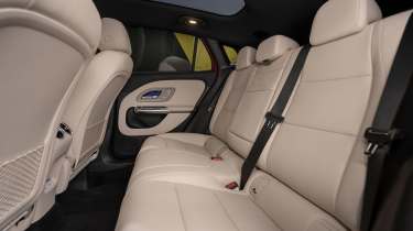 Mercedes GLA - rear seats