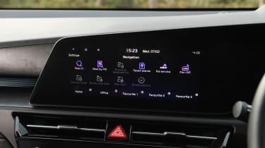 Used Kia Niro Mk2 - screen