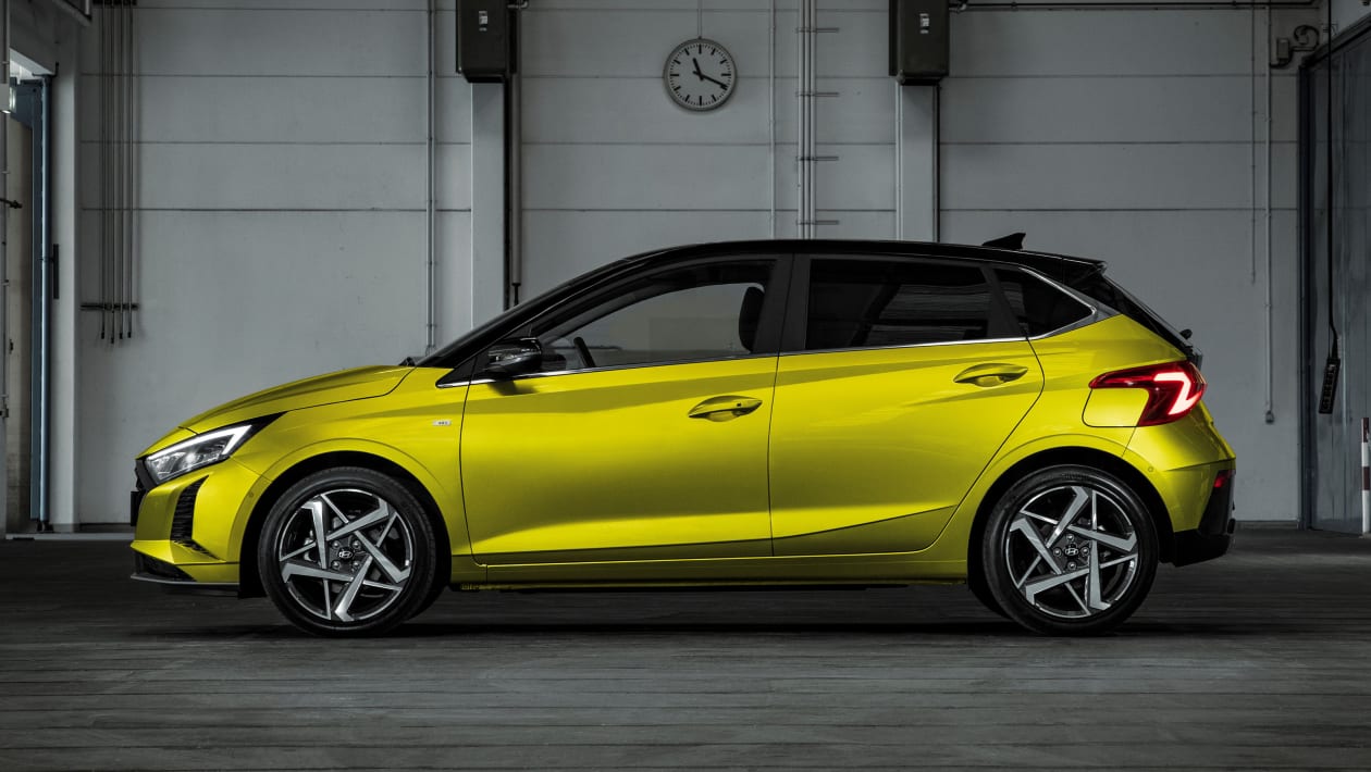 2023%20Hyundai%20i20%20facelift-5.jpg