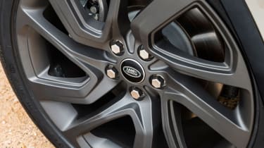 Land Rover Discovery 2017 wheel