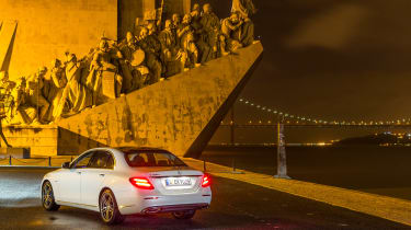 Mercedes E 350 e 2016 - rear three quarter