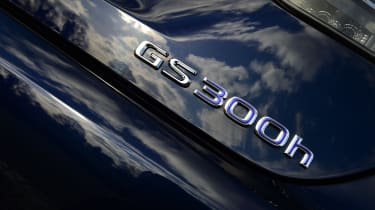 Lexus GS 300h 2016 - badge