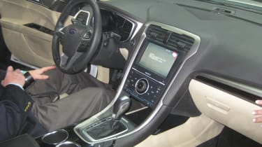 New Ford Mondeo revealed interior