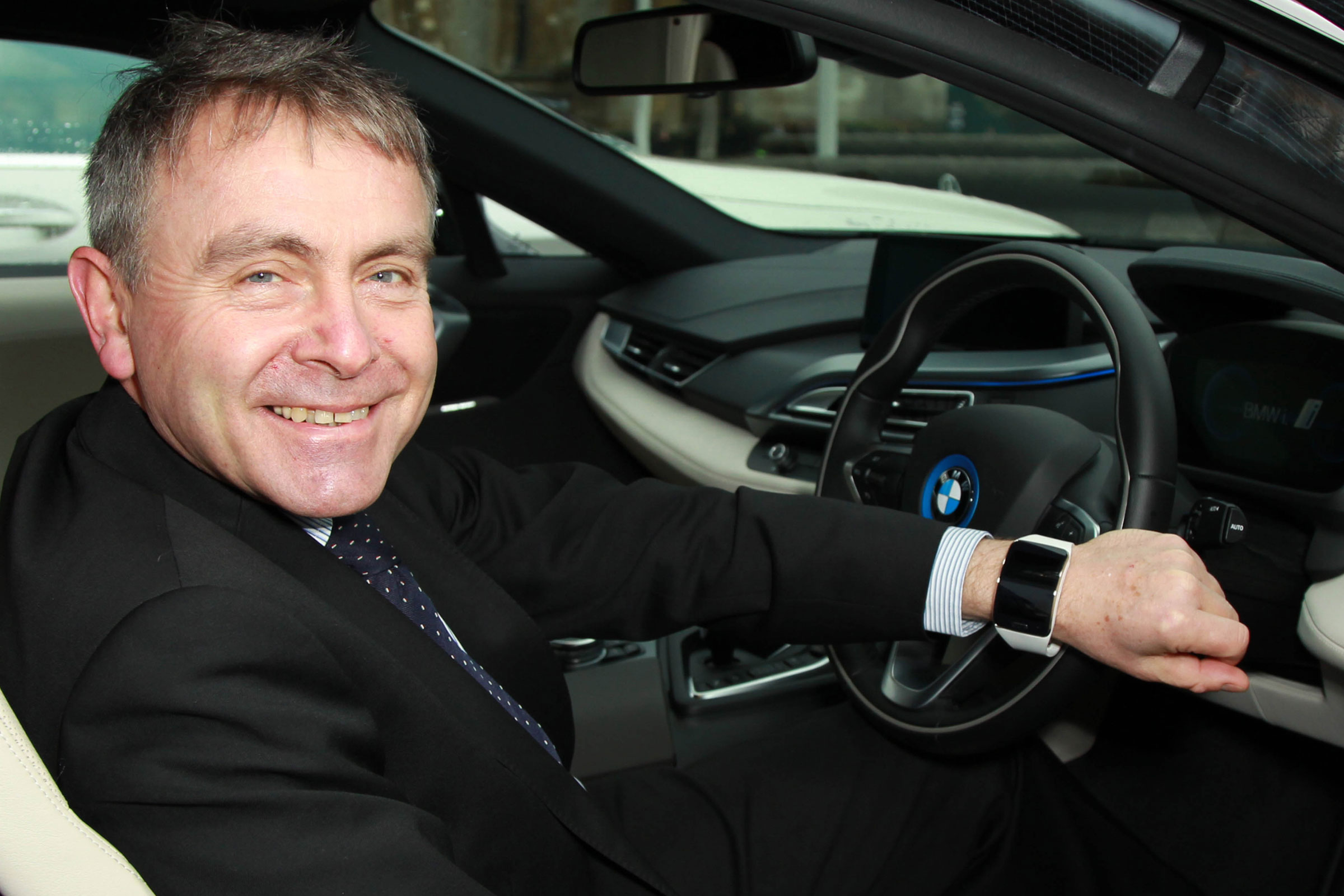 Driverless cars to reduce accidents and create UK jobs Auto Express