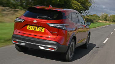 Nissan Qashqai e-Power - rear tracking 
