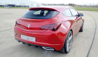 Vauxhall Astra GTC cornering