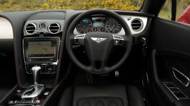 Bentley Continental GT V8 interior