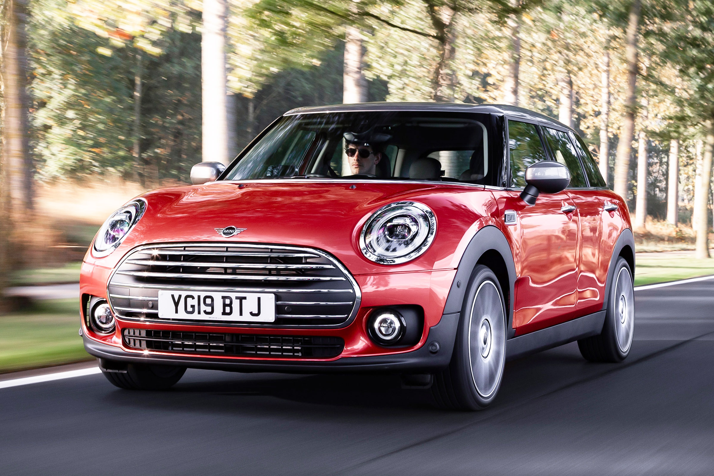 New MINI Clubman Cooper 2019 review | Auto Express