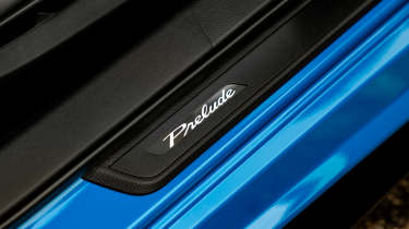 Honda Prelude UK - sill