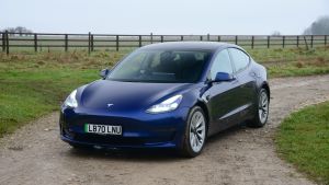 Tesla Model 3 Long Range - front static